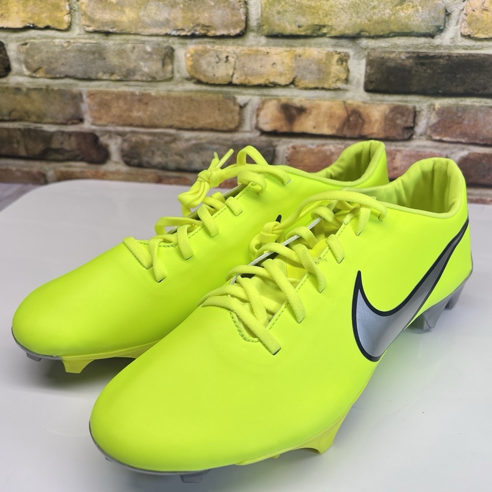 Mens Size 11.5 - Nike Vapor Edge 4.1 NFL Combine Football Cleats Volt Green